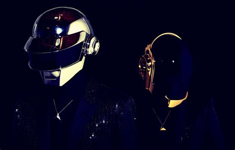 What Type of Music Is Daft Punk: An Eclectic Blend of Electronic and Artistry